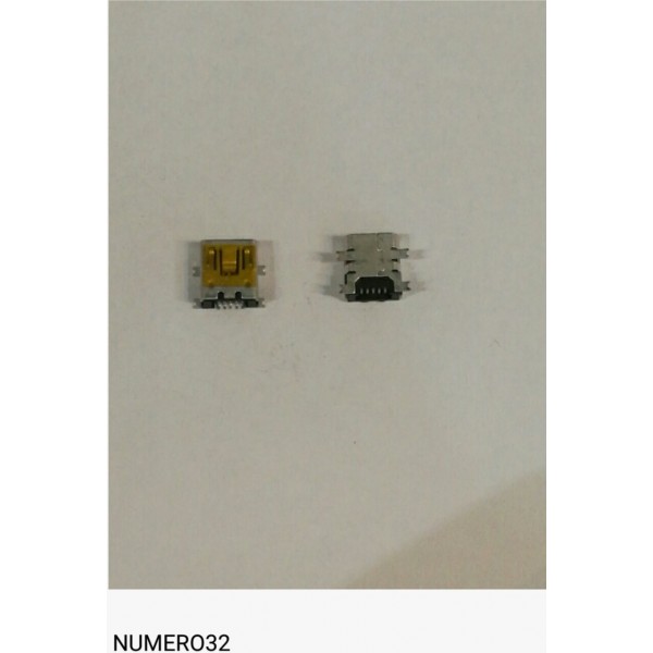 Num32 Conector carga USB universal